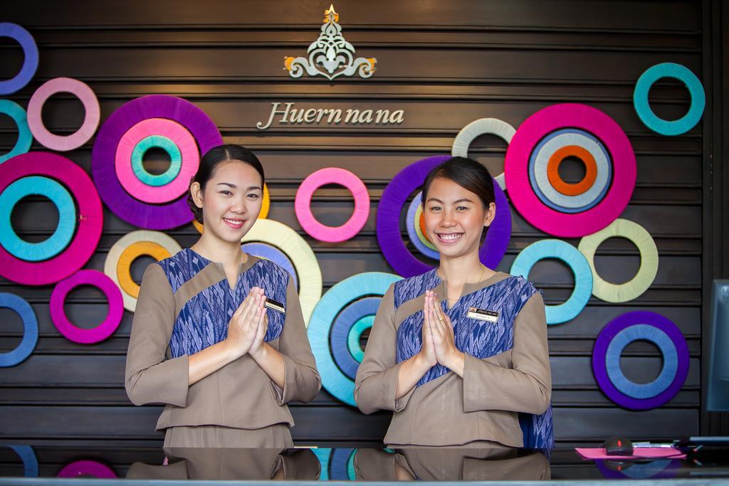 Huernnana Boutique Hotel Phrae Exterior photo