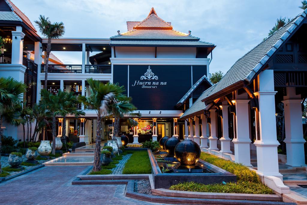 Huernnana Boutique Hotel Phrae Exterior photo