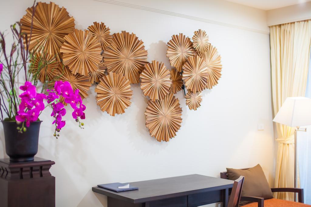 Huernnana Boutique Hotel Phrae Exterior photo